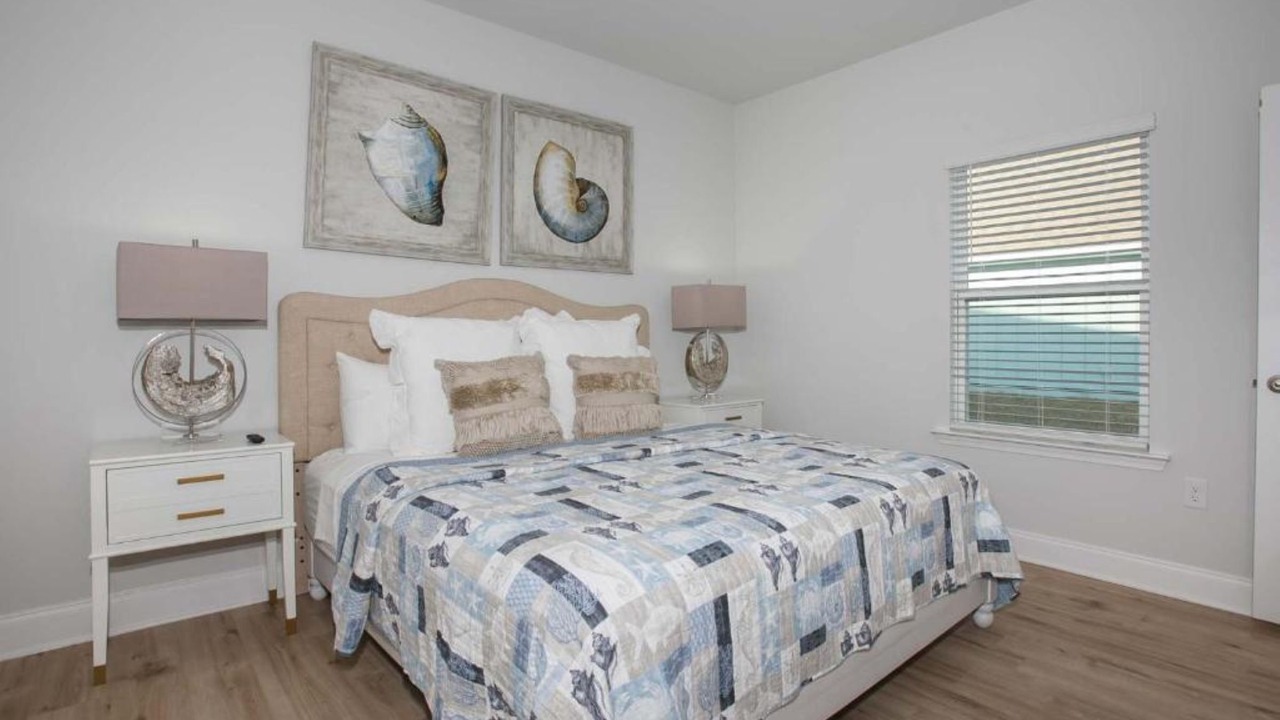 Photo of Bedroom in Foley