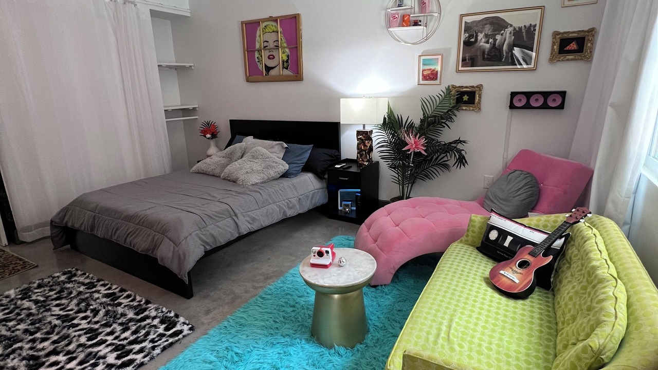 Photo of Bedroom in Bearss Plaza