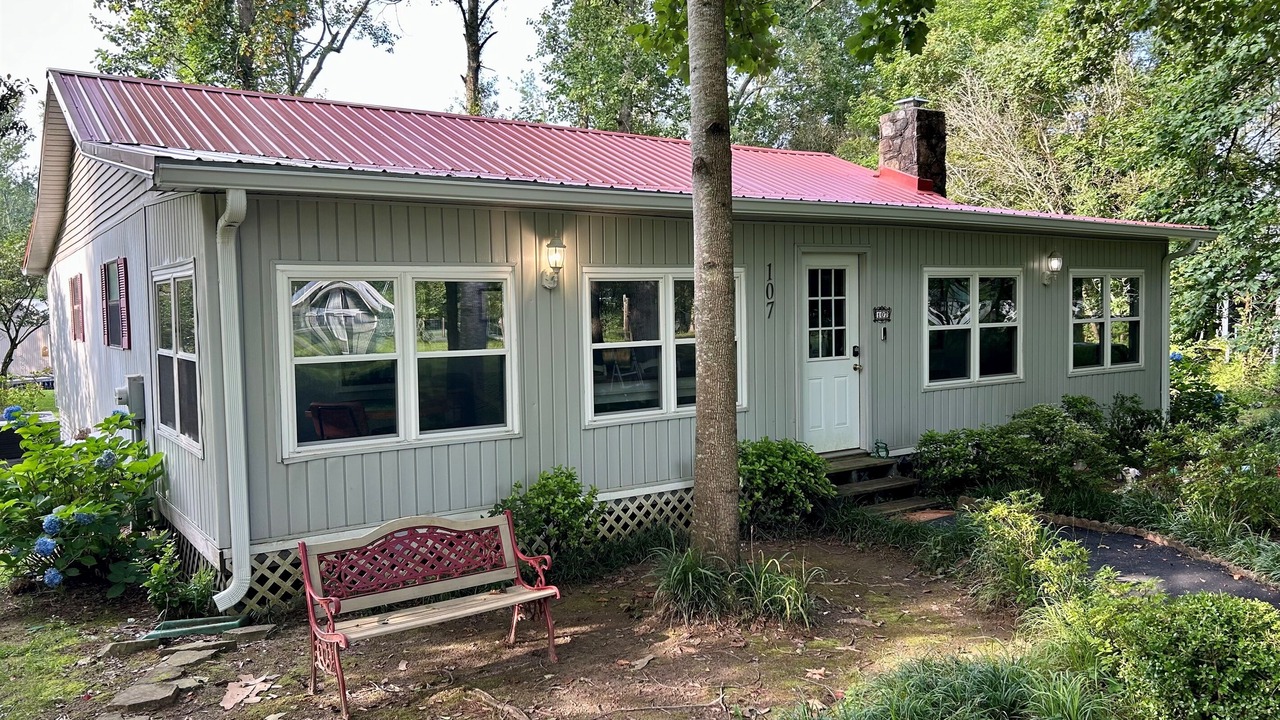 Photo of Outdoor in Groveoak