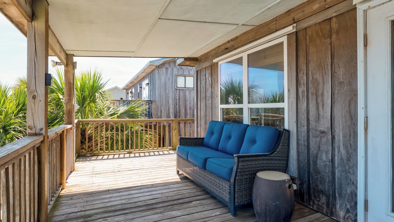 Photo of Patio Balcony in Royal Lagoons