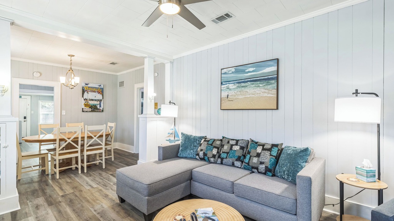 Photo of Livingroom in South Pensacola