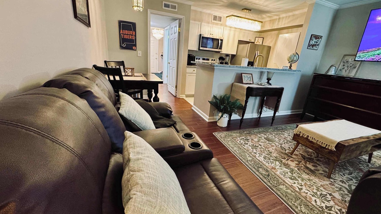 Photo of Livingroom in Auburn