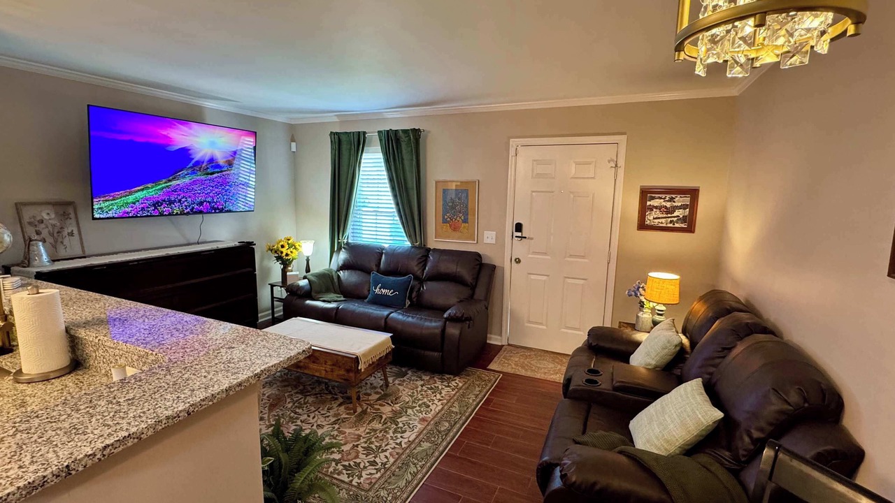 Photo of Livingroom in Auburn