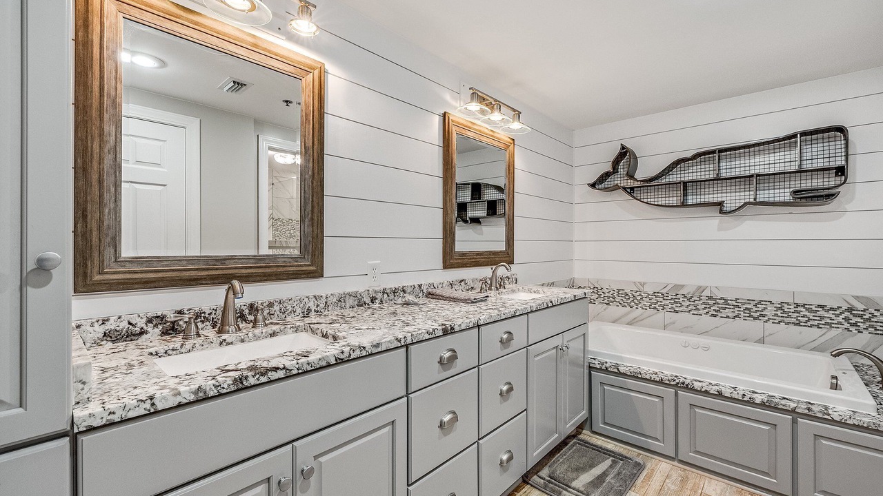Photo of Bathroom in Holiday Beach