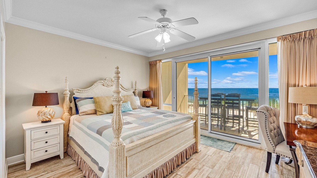 Photo of Bedroom in Holiday Beach