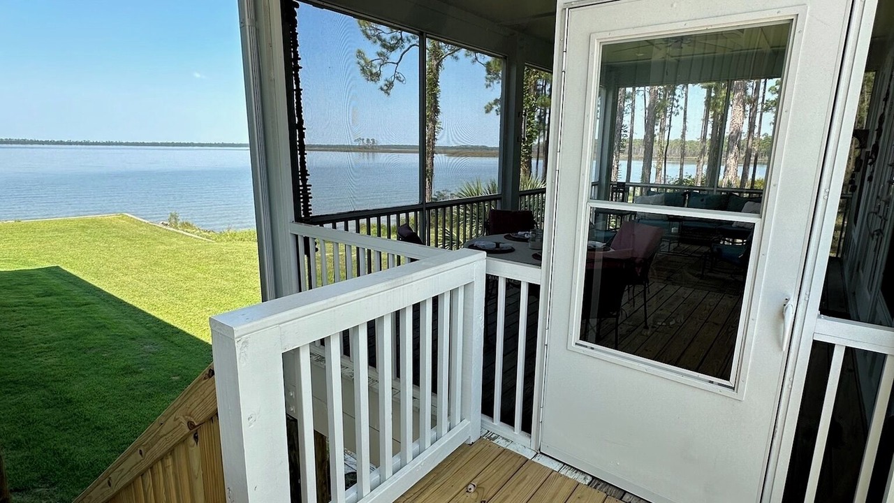 Photo of Patio Balcony in Elberta
