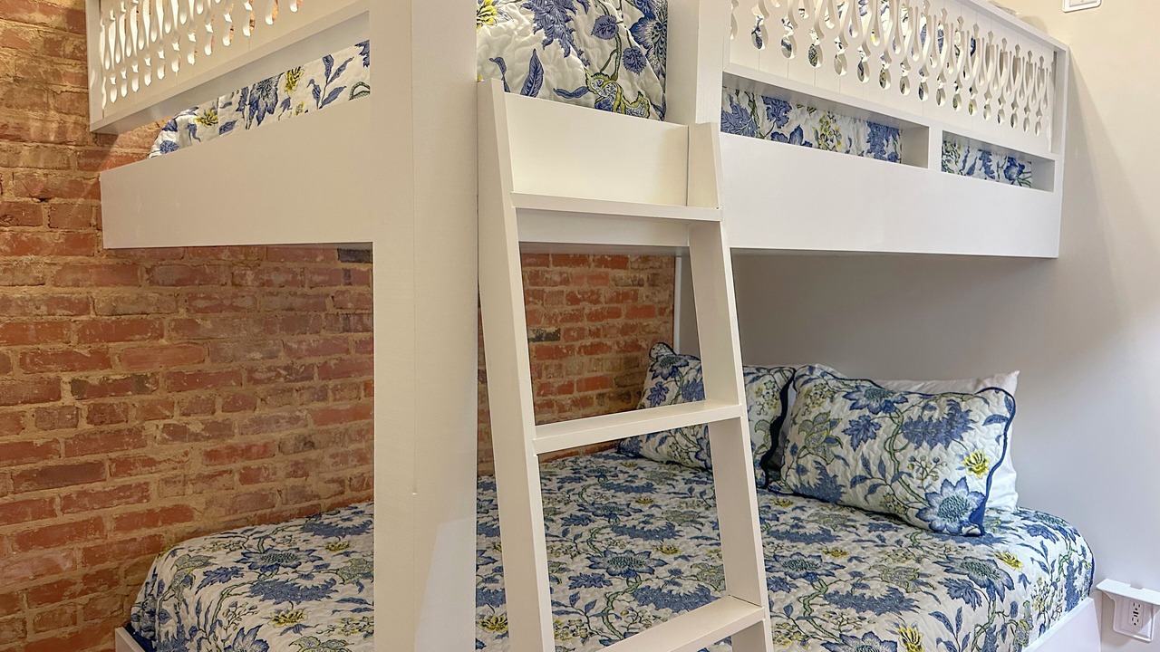 Photo of Bedroom in Troy