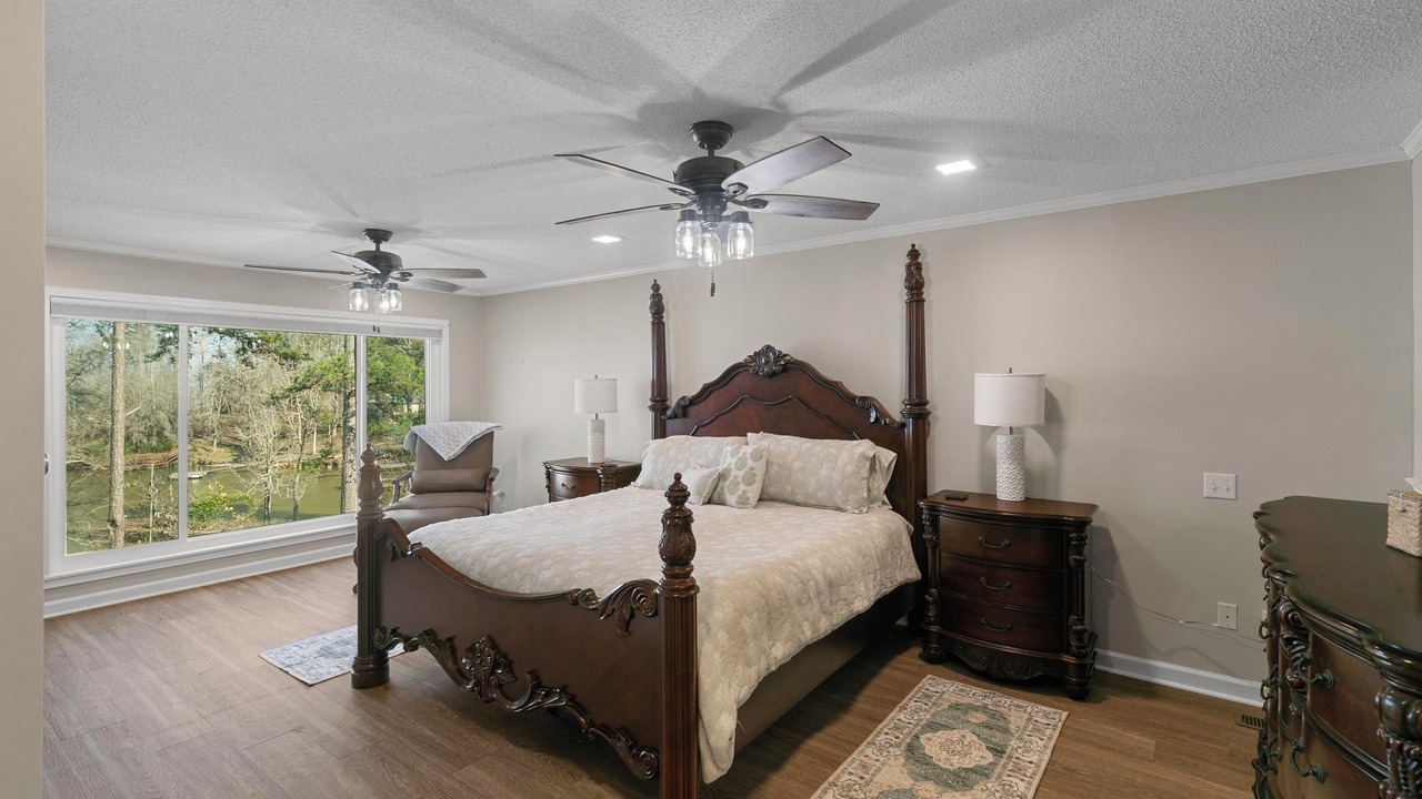 Photo of Bedroom in Shorterville