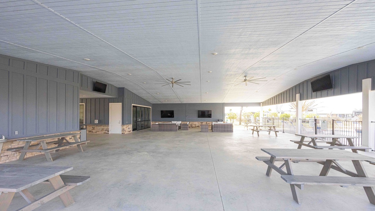 Photo of Outdoor in Foley
