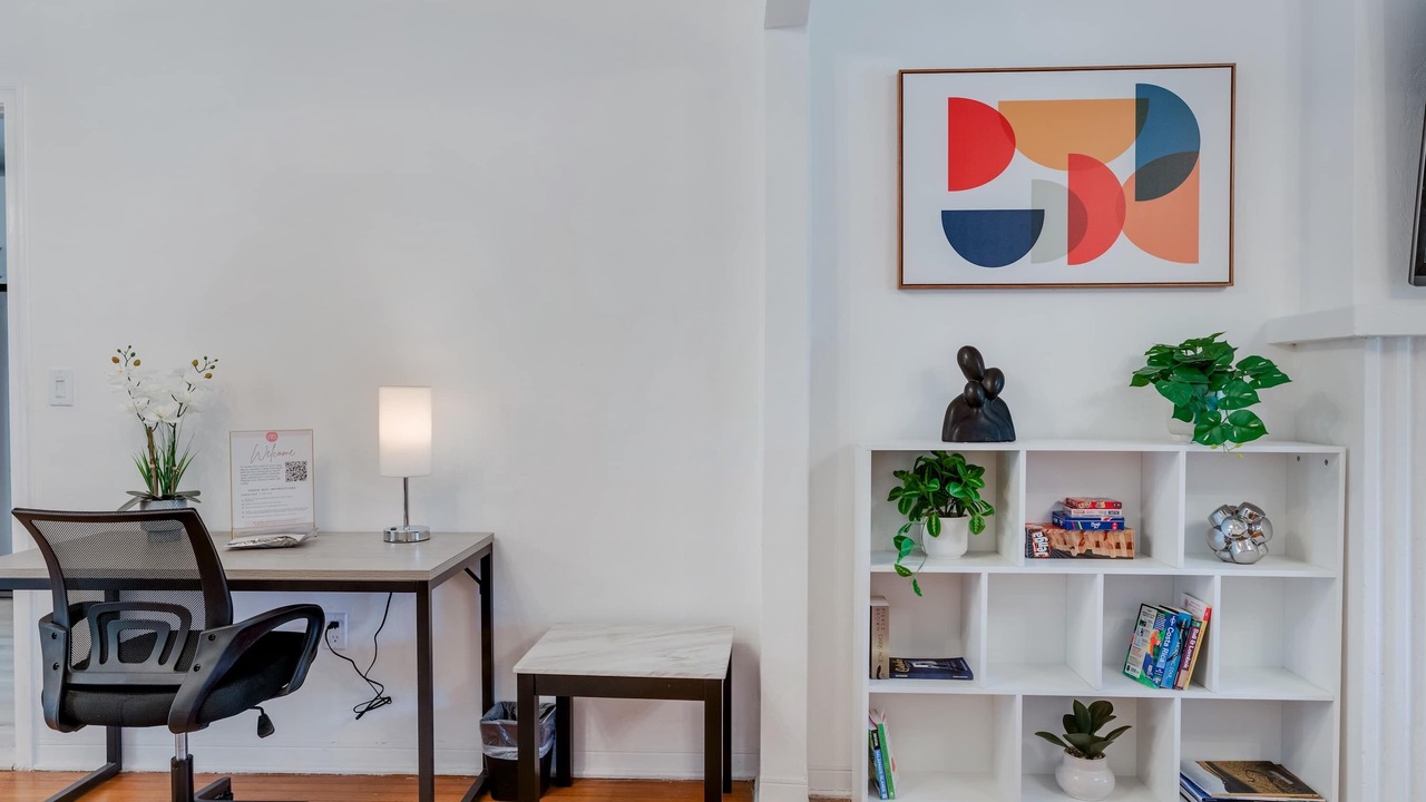 Photo of Bedroom in The Roads