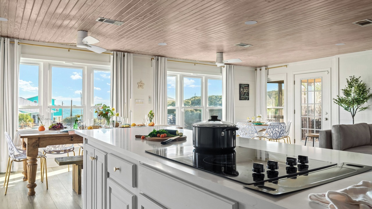 Photo of Kitchen in Surf Side Shores