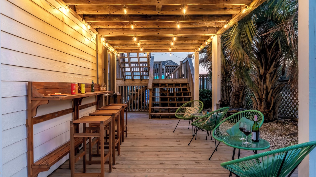 Photo of Outdoor in Surf Side Shores