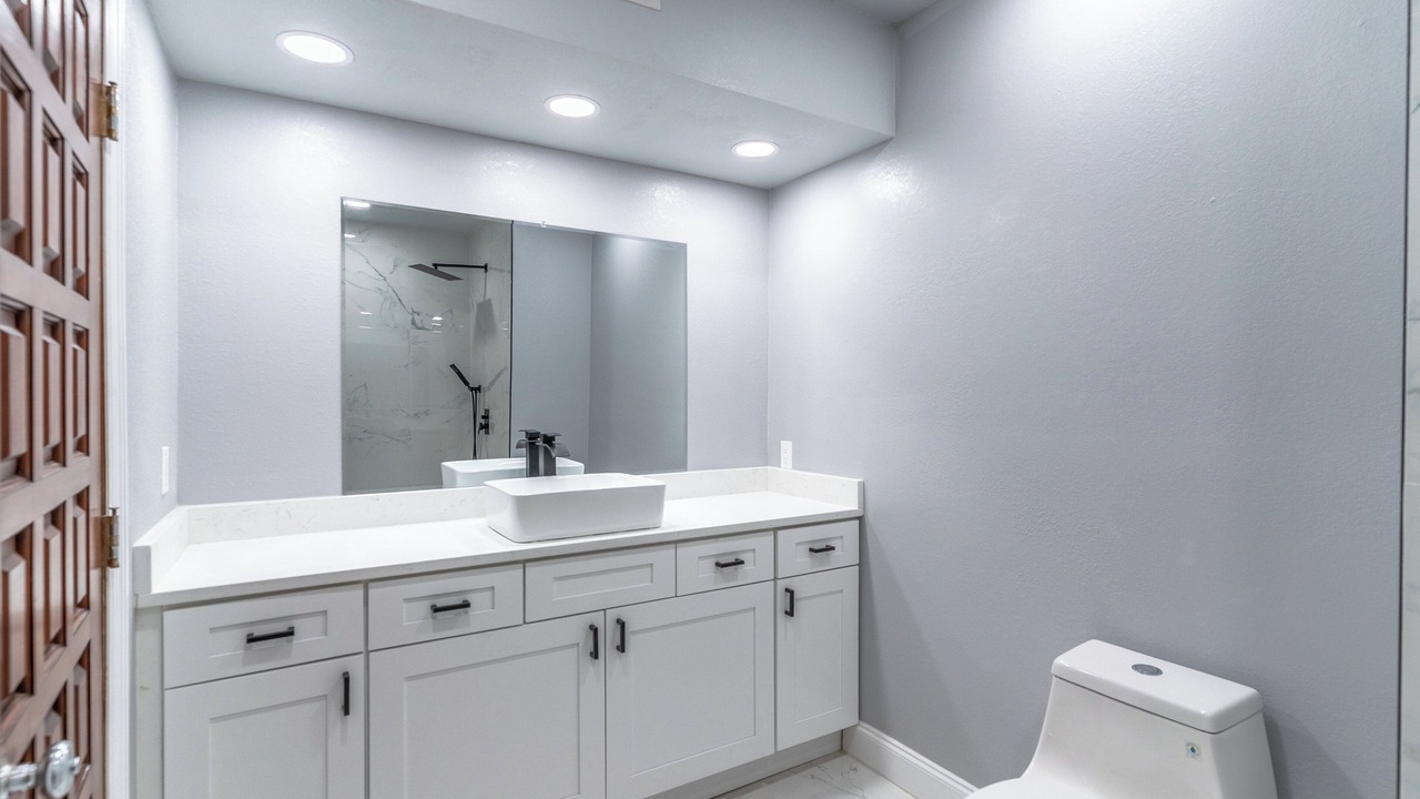 Photo of Bathroom in Cocoa