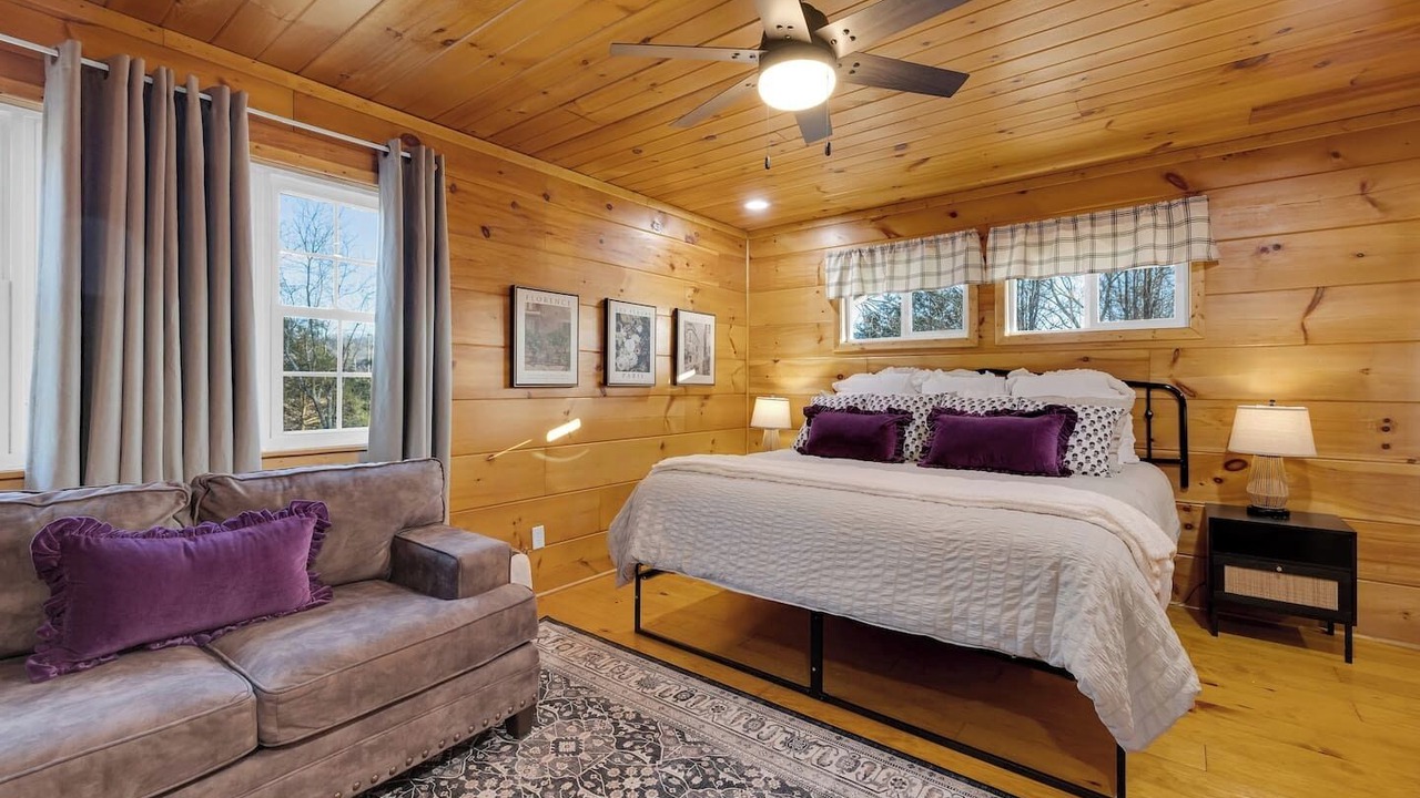 Photo of Bedroom in Fort Payne