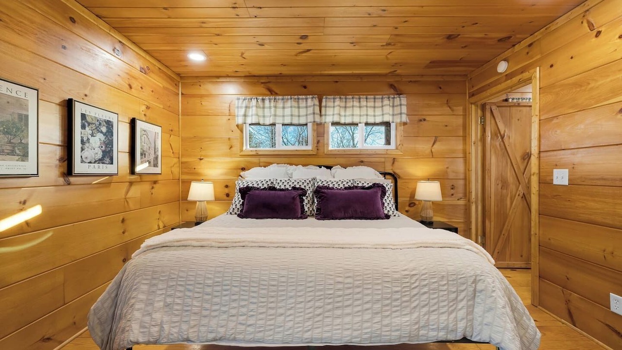 Photo of Bedroom in Fort Payne