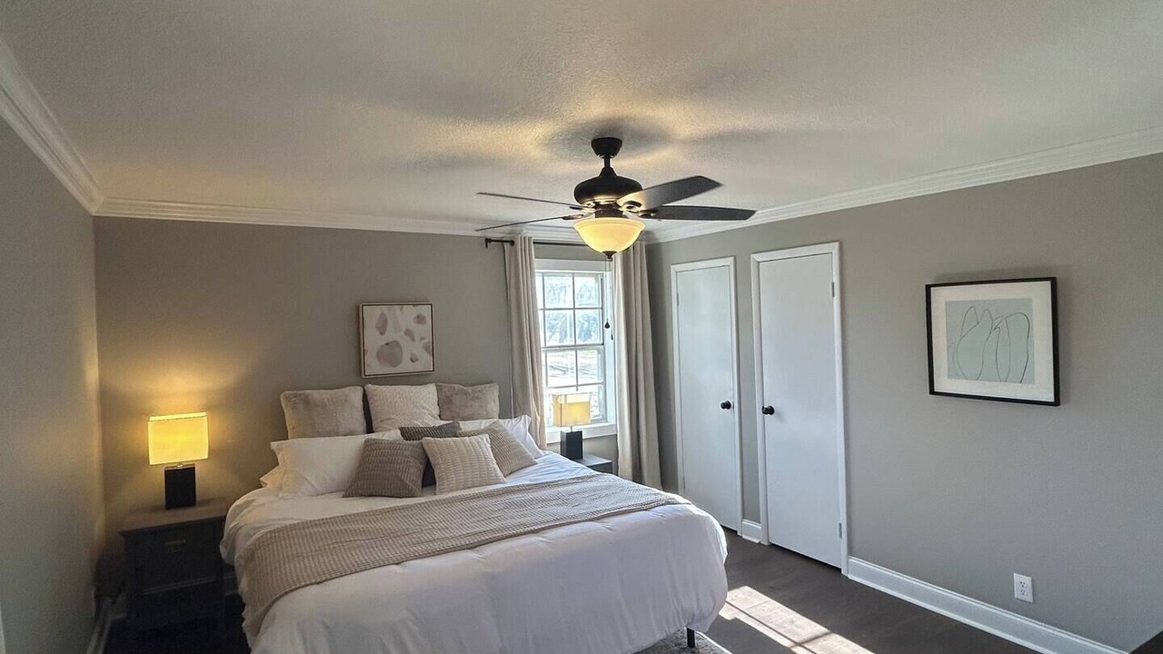 Photo of Bedroom in Albertville
