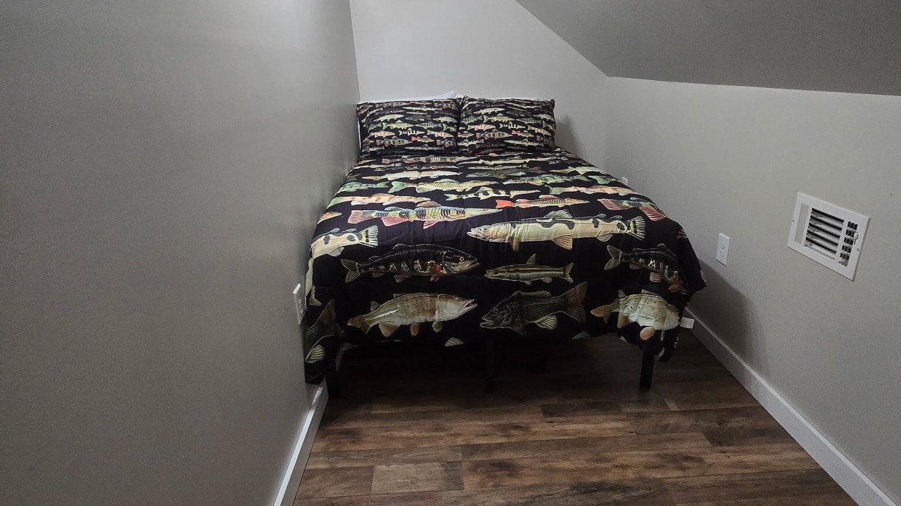 Photo of Bedroom in Alexander City