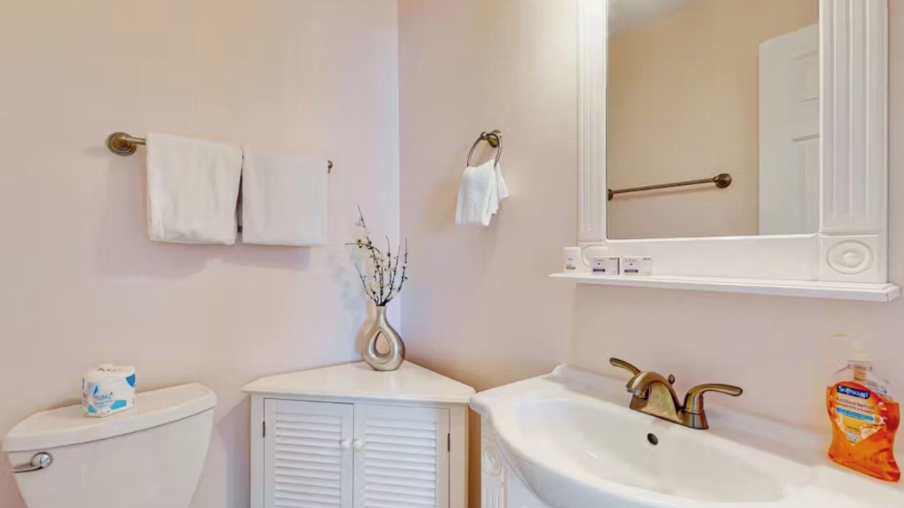 Photo of Bathroom in Surf Side Shores