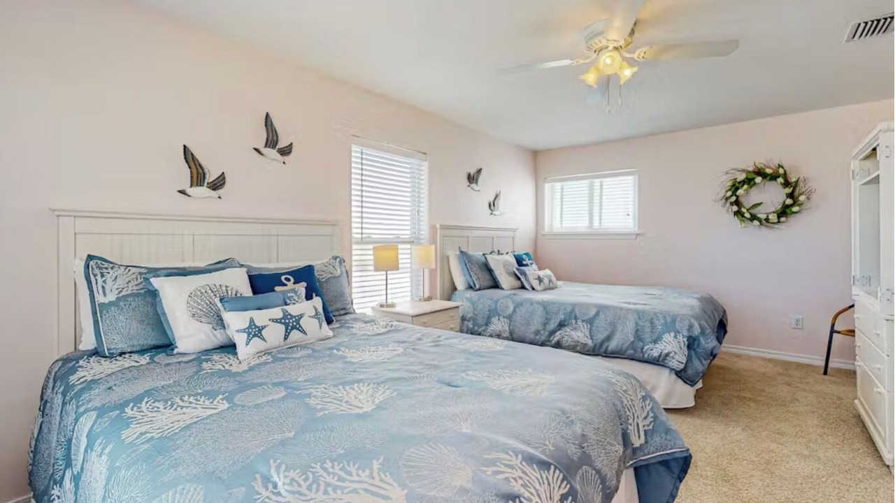 Photo of Bedroom in Surf Side Shores