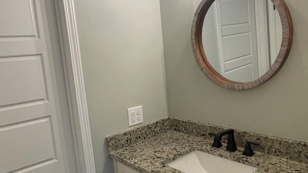 Photo of Bathroom in Titus