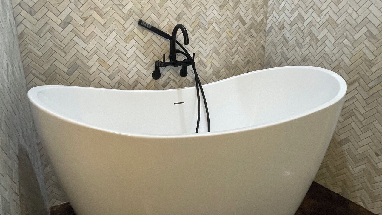 Photo of Bathroom in Titus