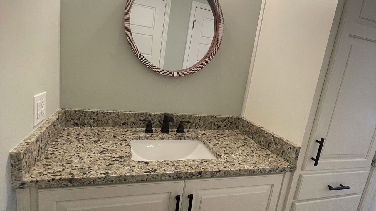 Photo of Bathroom in Titus