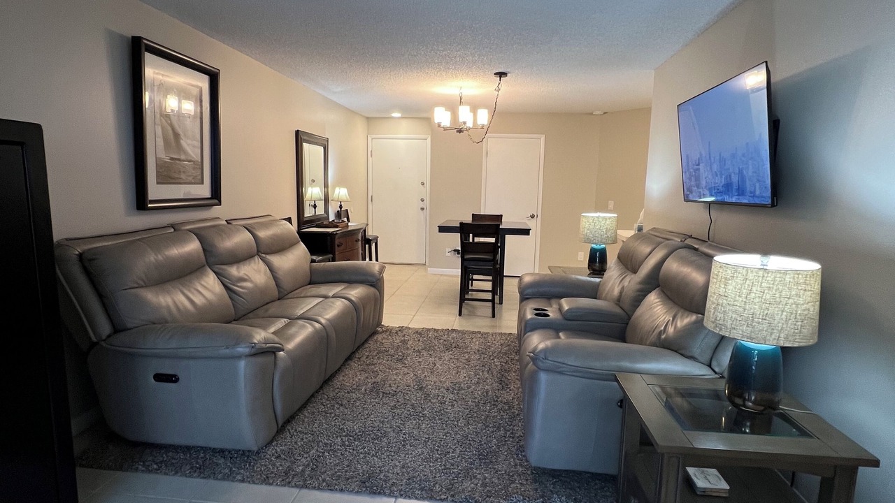 Photo of Livingroom in Ventura