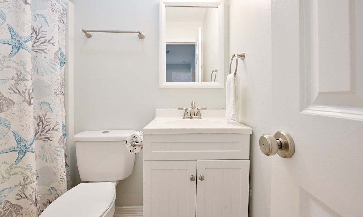 Photo of Bathroom in Seagrove Beach