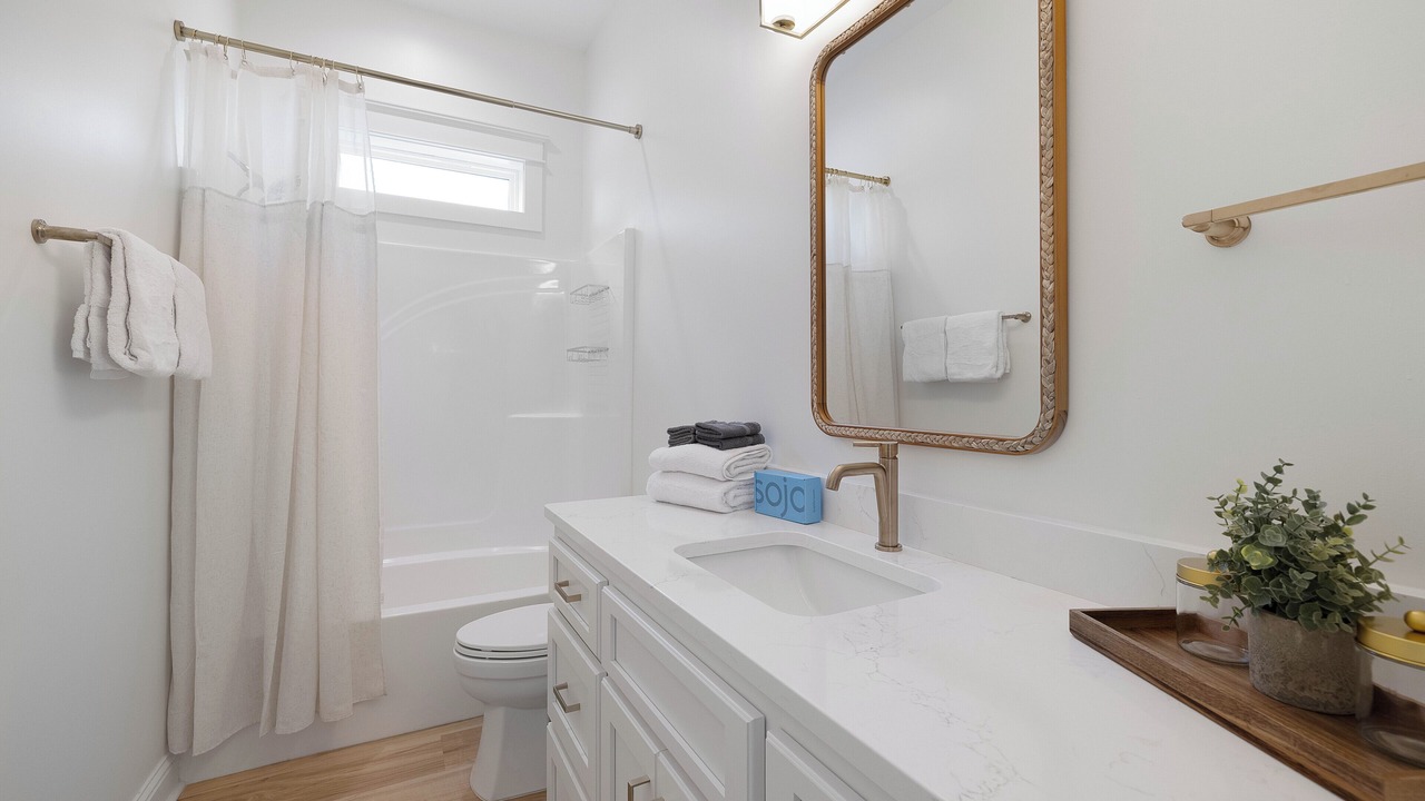 Photo of Bathroom in Surf Side Shores