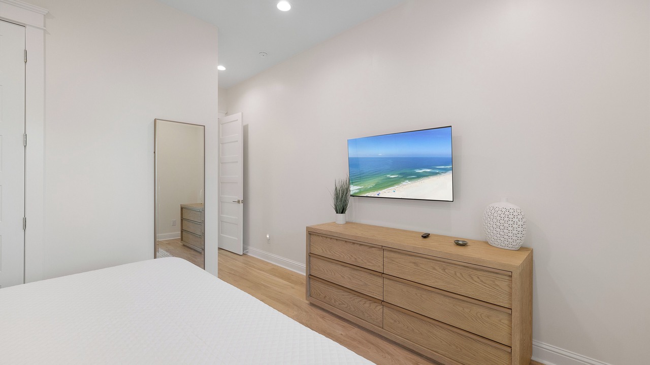 Photo of Bedroom in Surf Side Shores