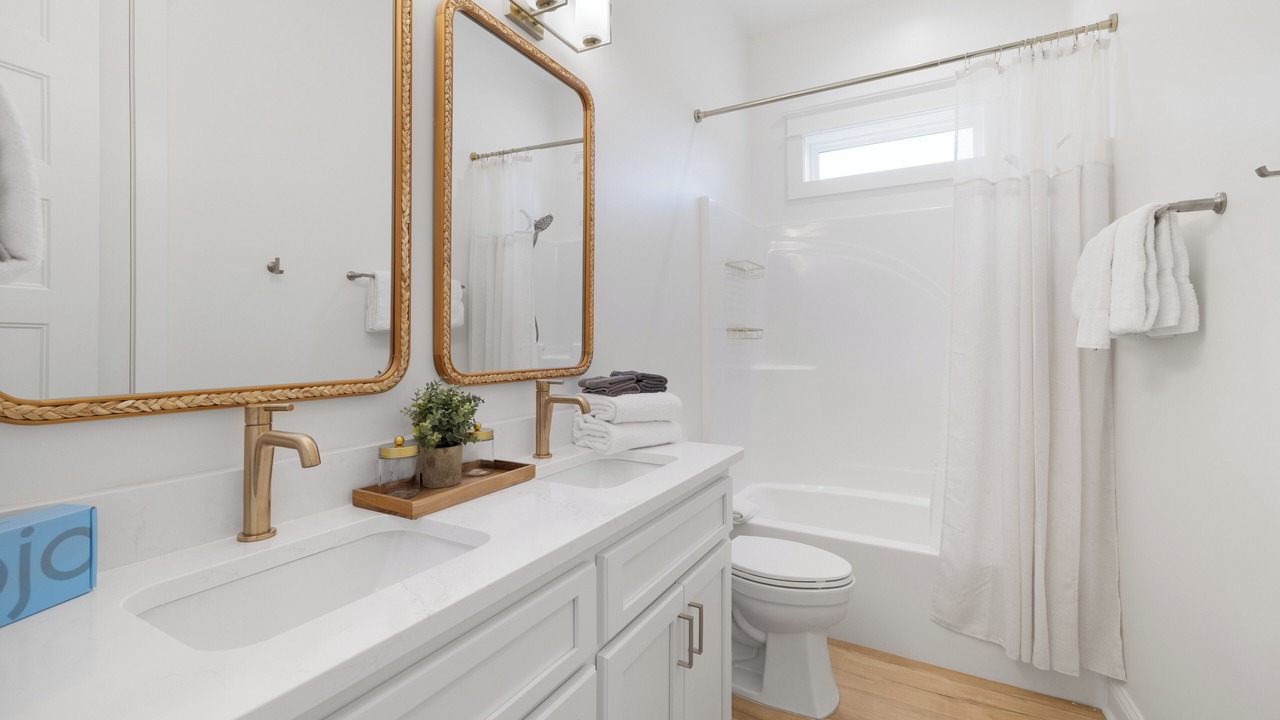 Photo of Bathroom in Surf Side Shores