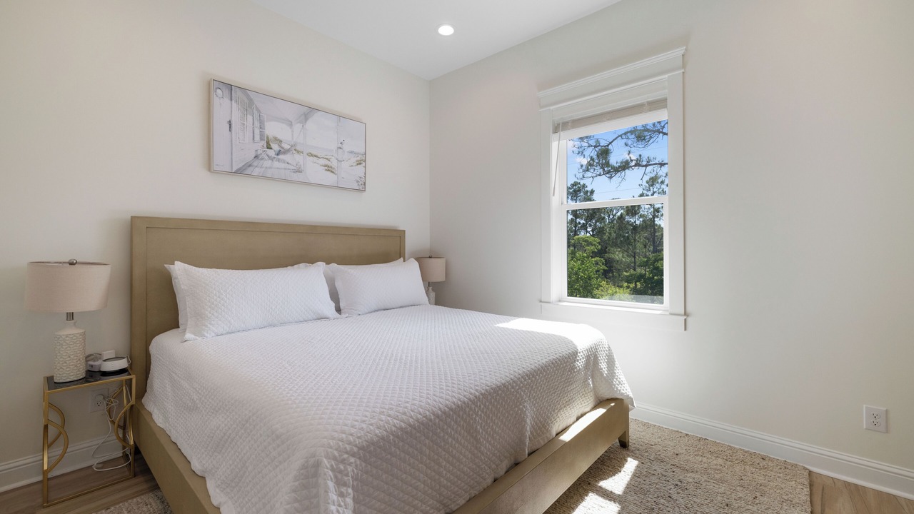 Photo of Bedroom in Surf Side Shores