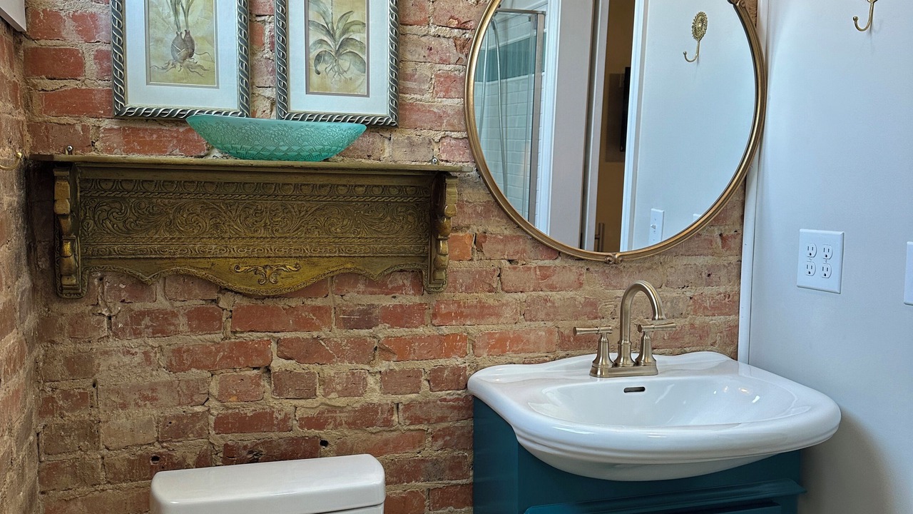 Photo of Bathroom in Troy