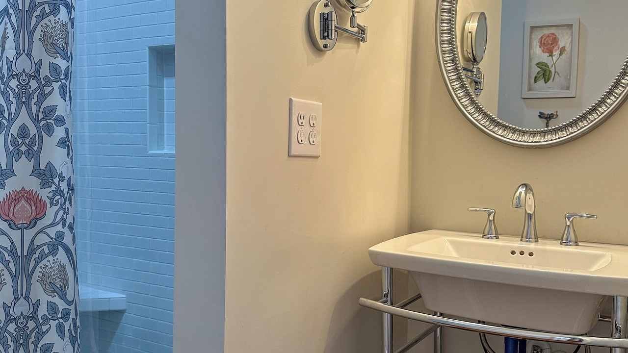 Photo of Bathroom in Troy