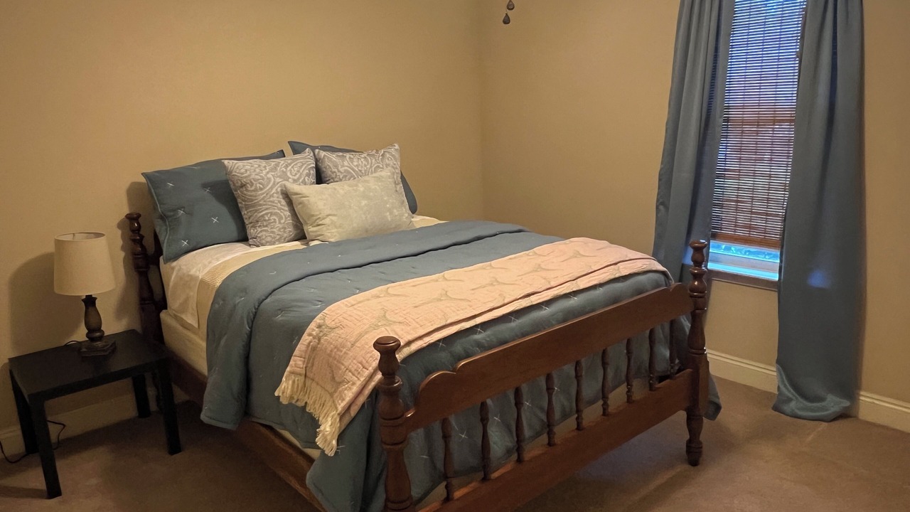 Photo of Bedroom in Ono Island