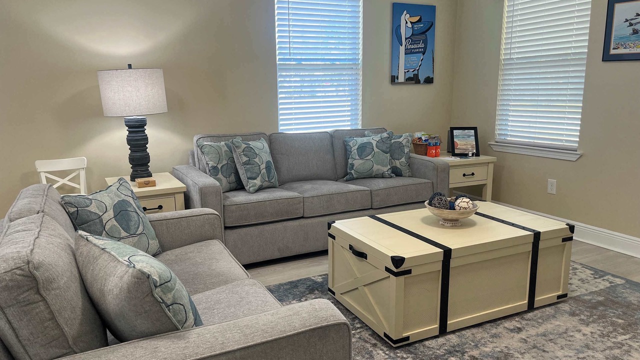 Photo of Livingroom in East Hill