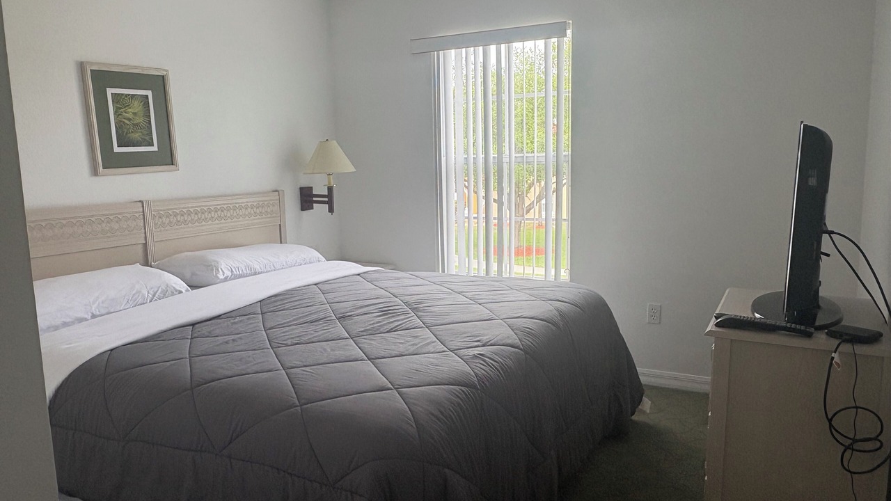 Photo of Bedroom in Seasons