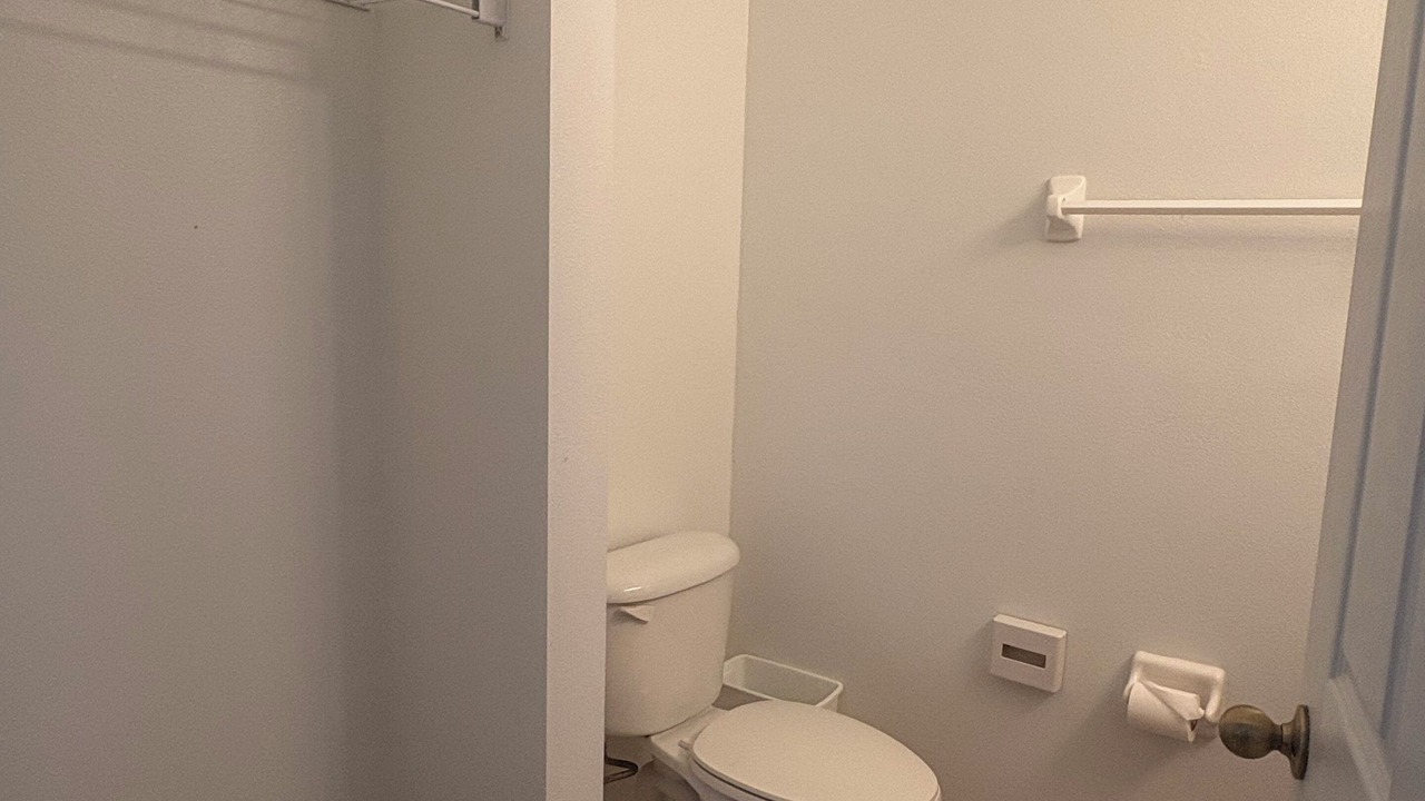 Photo of Bathroom in Seasons