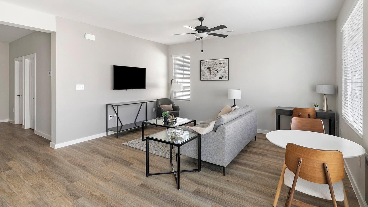 Photo of Livingroom in Madison