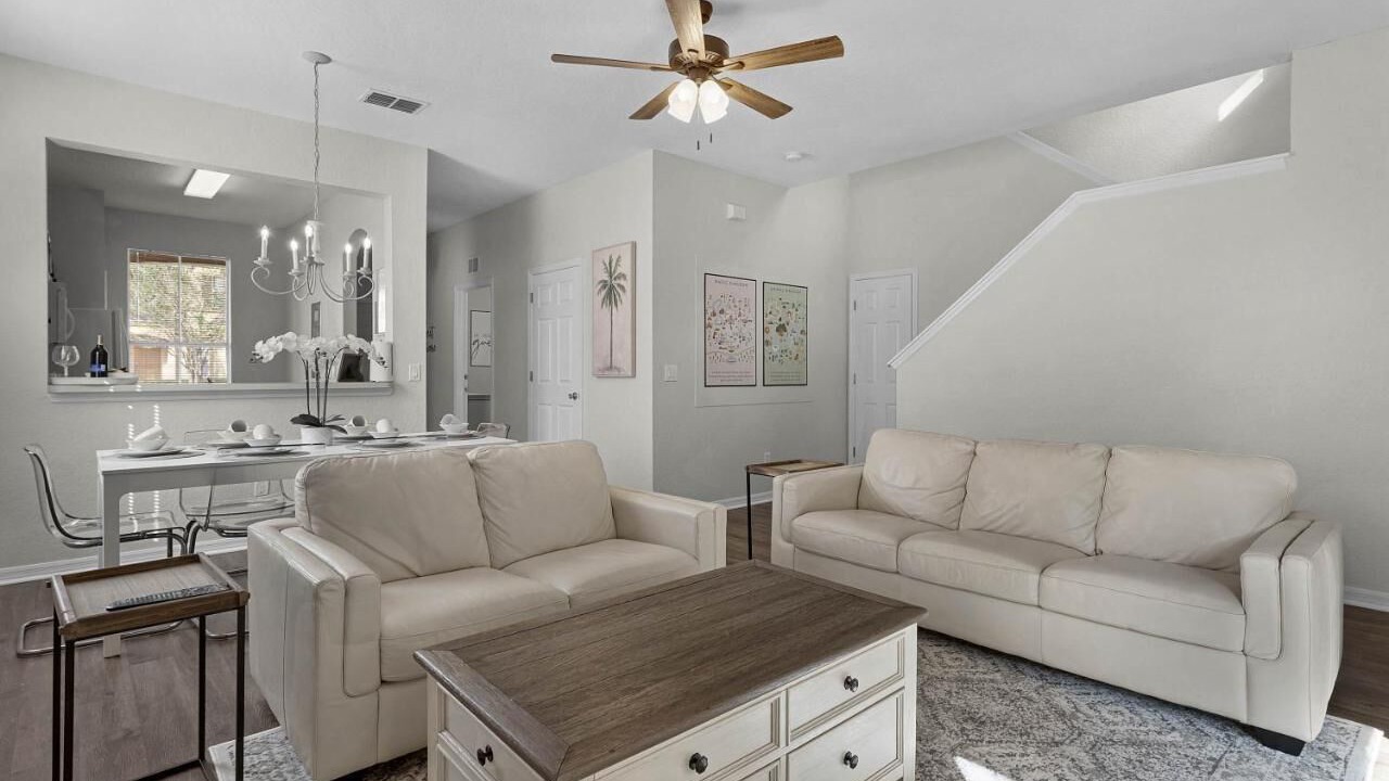 Photo of Livingroom in Regal Palms