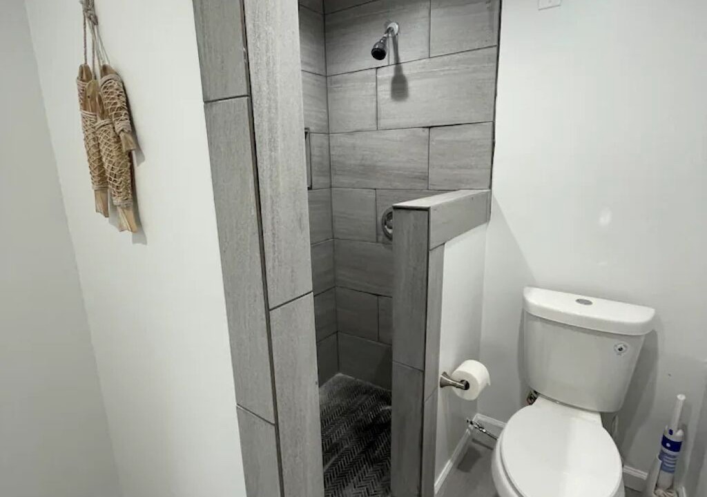 Photo of Bathroom in Abbeville