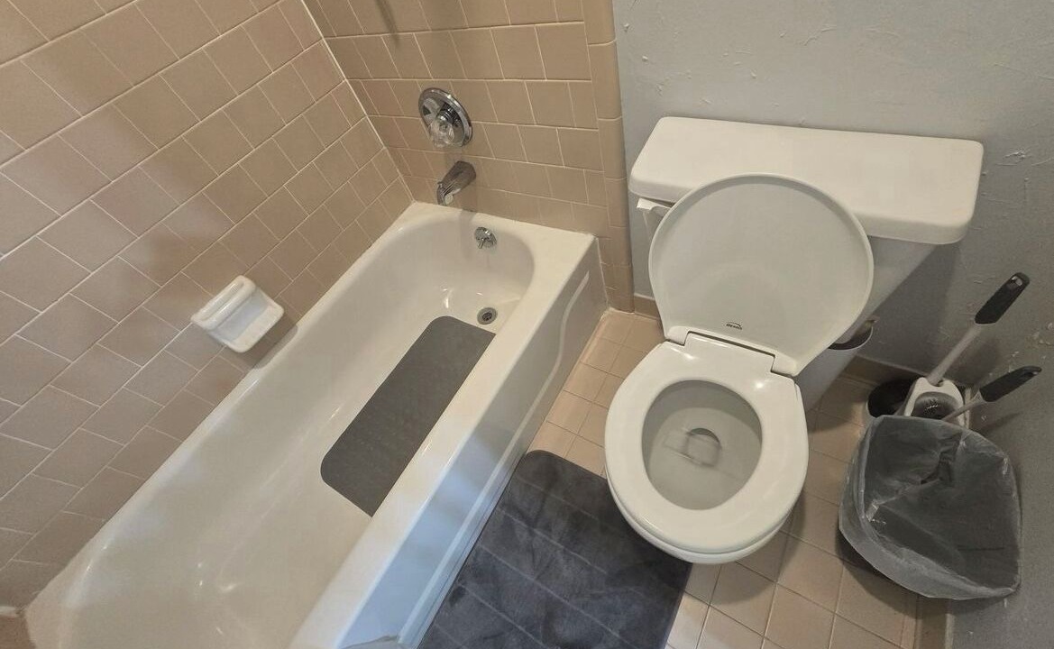 Photo of Bathroom in Gunter Afs