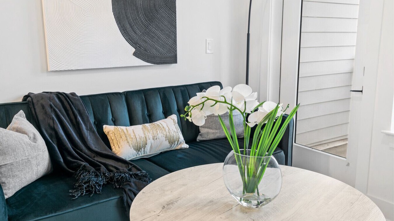 Photo of Livingroom in Five Points South