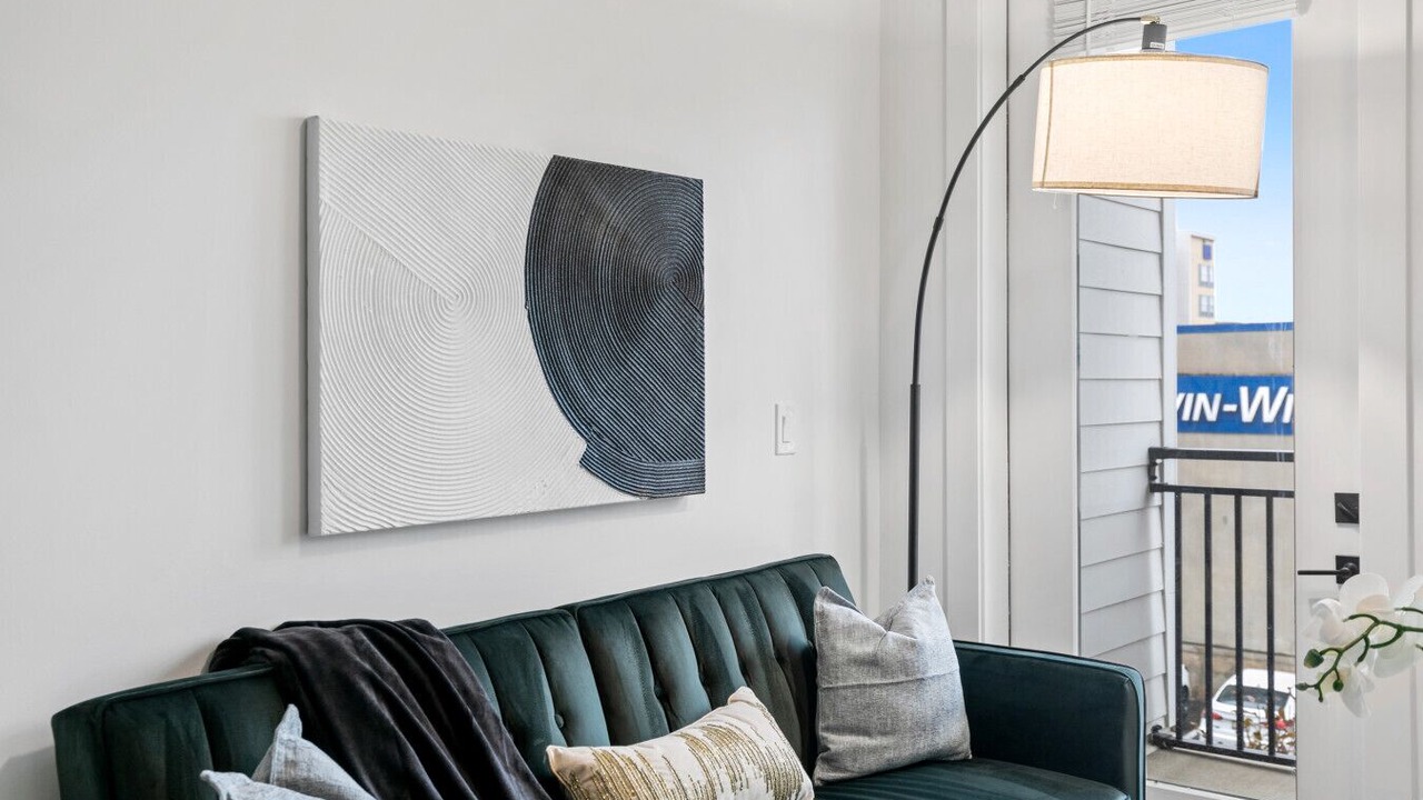Photo of Livingroom in Five Points South