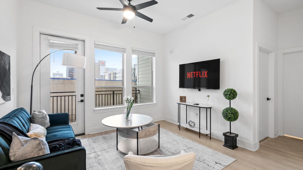 Photo of Livingroom in Five Points South