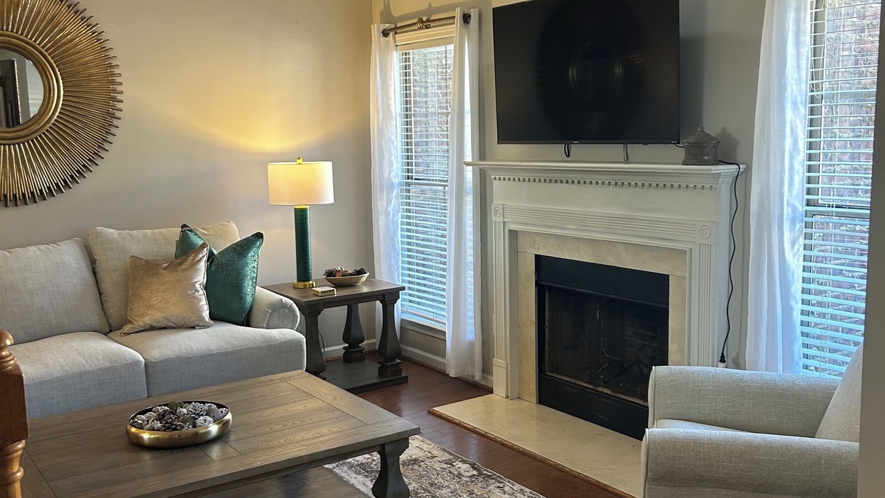 Photo of Livingroom in Hoover