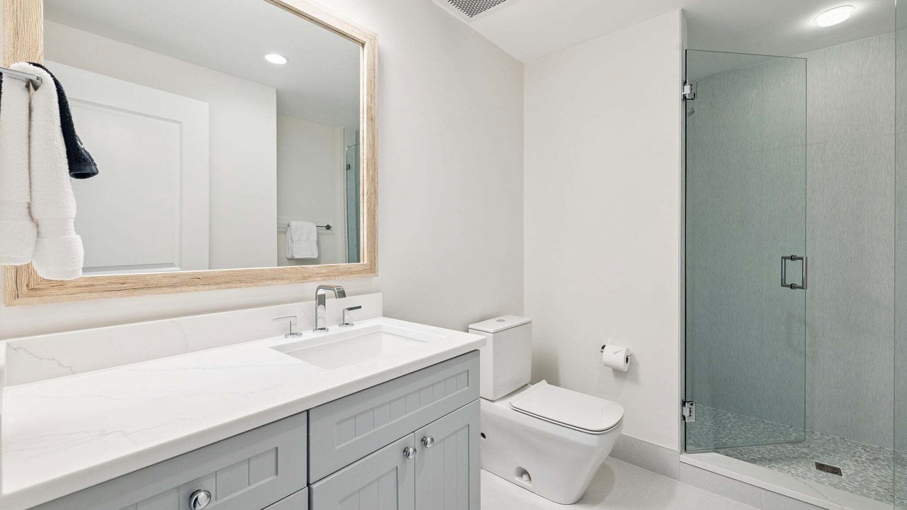 Photo of Bathroom in Gulf District