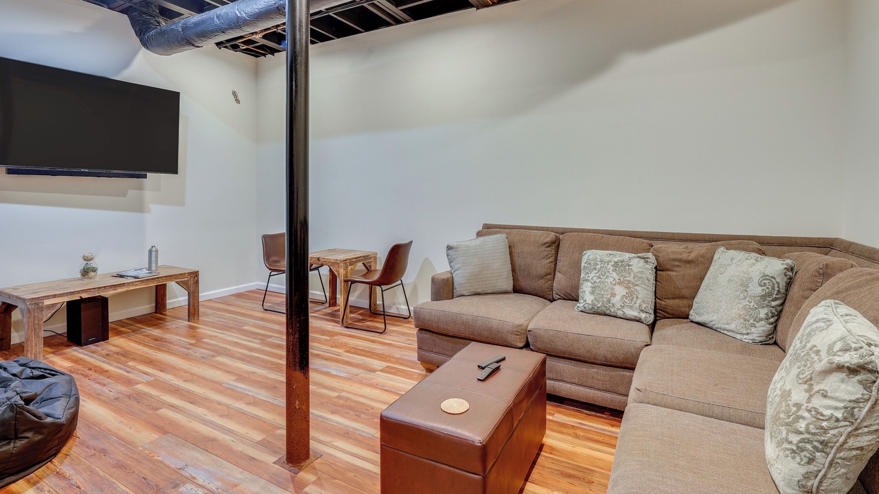 Photo of Livingroom in Hueytown