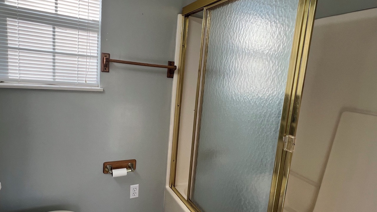 Photo of Bathroom in Shorterville
