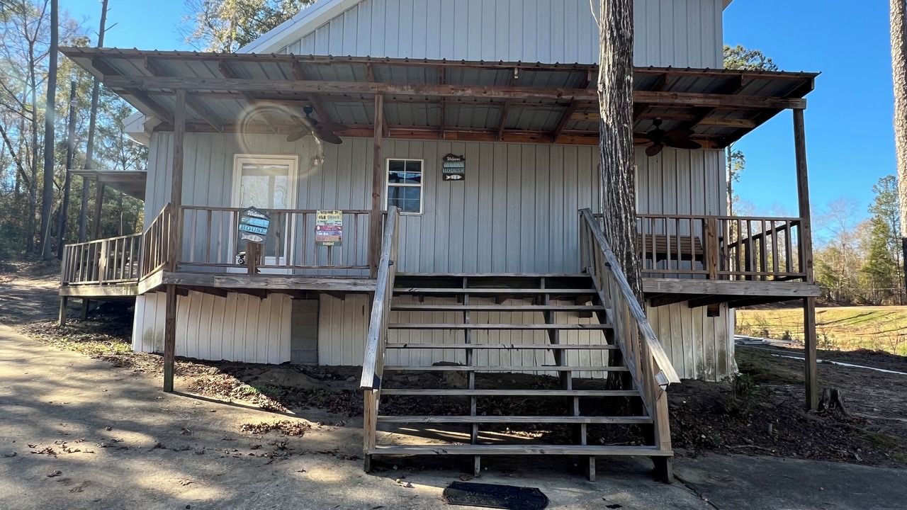 Photo of Outdoor in Shorterville
